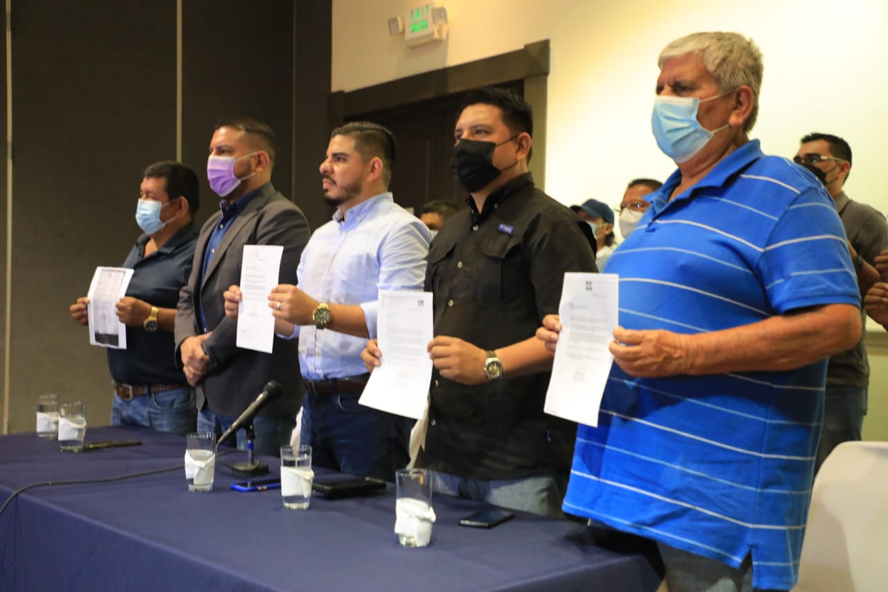 mas-renuncias-en-arena-evidencian-severa-crisis-interna